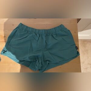 Women’s Patagonia barely baggies size medium